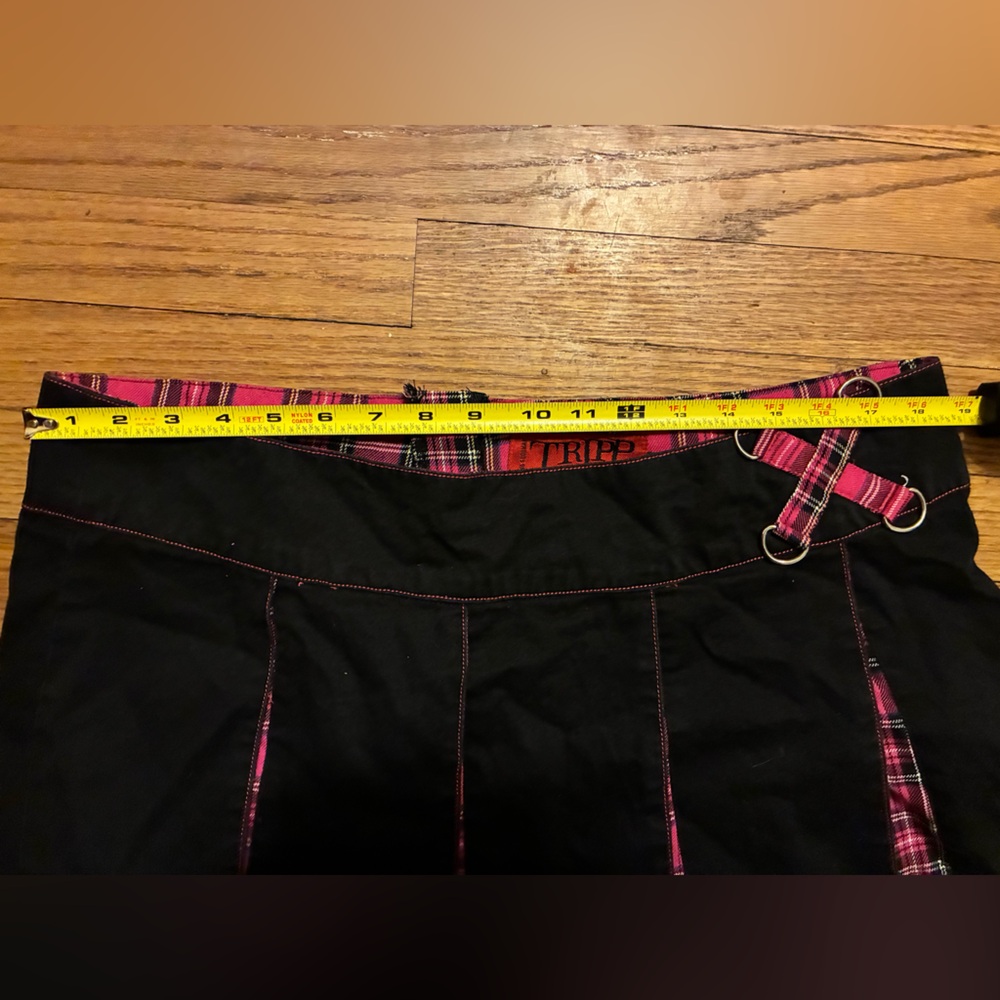 Tripp NYC Black and Pink Checkered Skirt - Picture 12 of 14